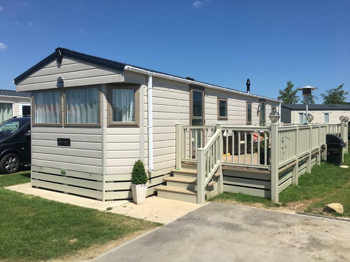 Caravans Tattershall Lakes Villa ภายนอก รูปภาพ